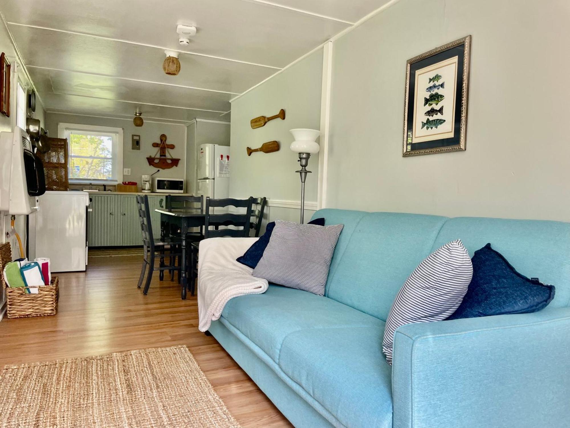 Drop Anchor Cottages And Lake House Geneva-on-the-Lake Buitenkant foto